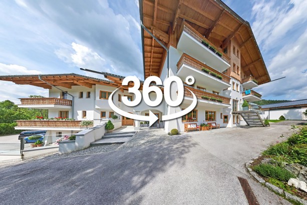 Jugendgästehaus Lindenhof im Sommer