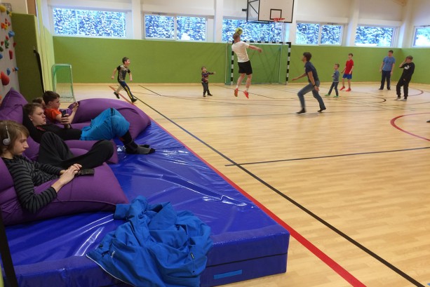 große Sporthalle im Jugendsporthotel Lindenhof Fußball