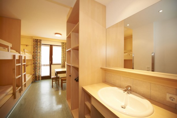 Gemütlich ausgestattete Zimmer im Jugendsporthotel Lindenhof